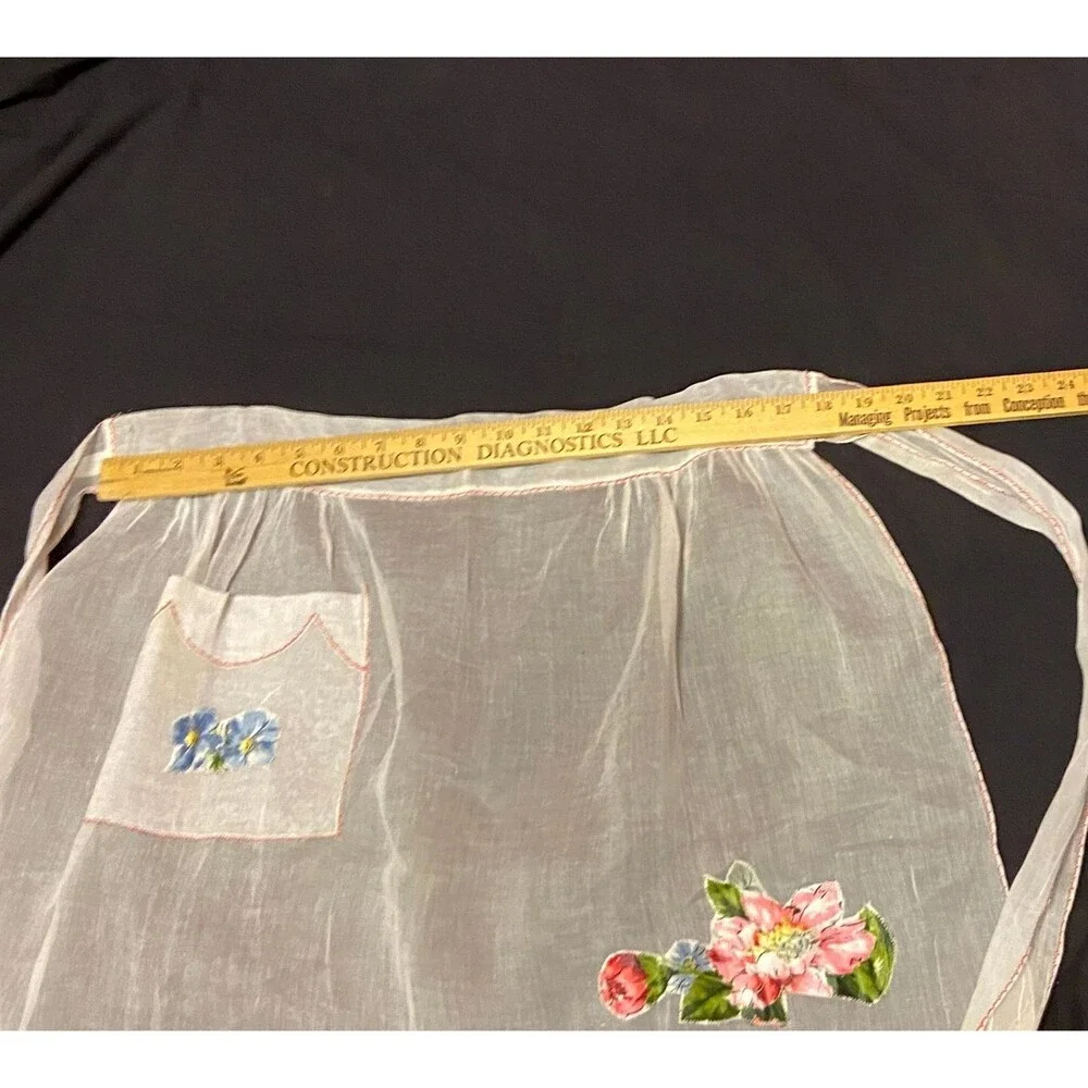 #5728 Womens  Sheer White Sewn on Floral patches Half Hostess Apron with Pockets